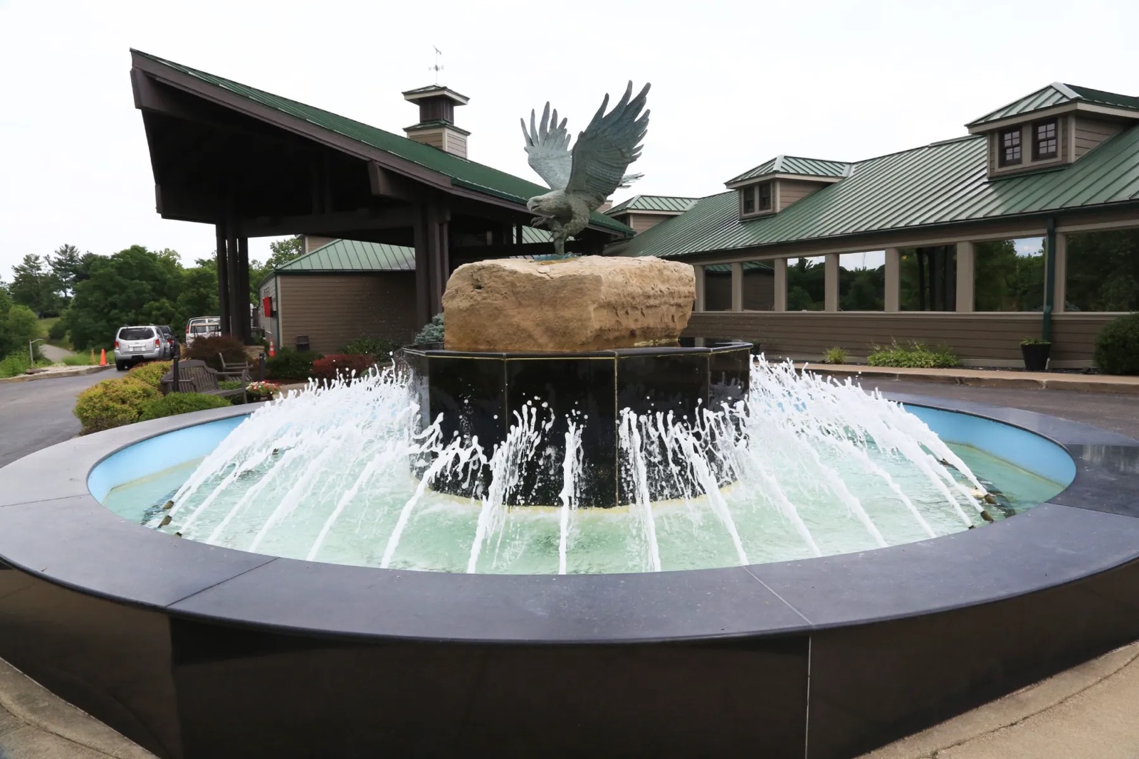 The fountain at the Eagle Pointe clubhouse